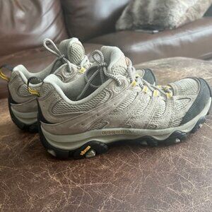 Merrell Women's Moab 3 Hiking Shoe